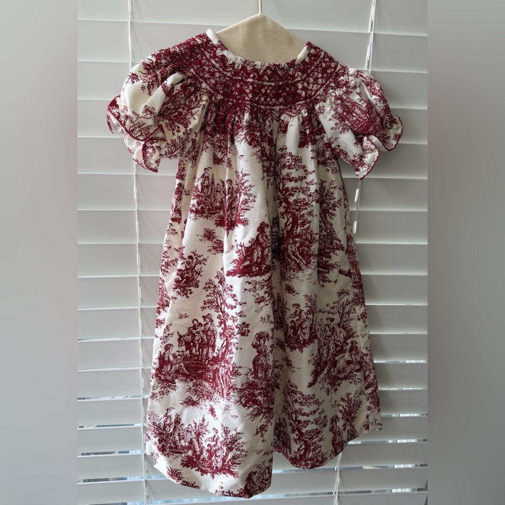 Le’ Za Me girls burgundy and white Toile de Jouy smocked dress size 18 m